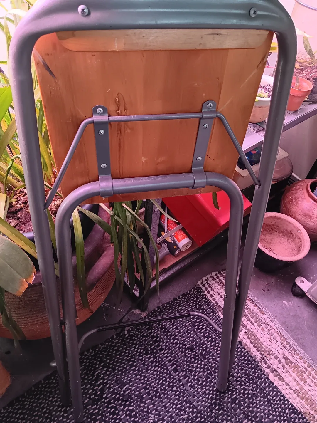 Wooden Stool with Metal Frame image indicator(4)