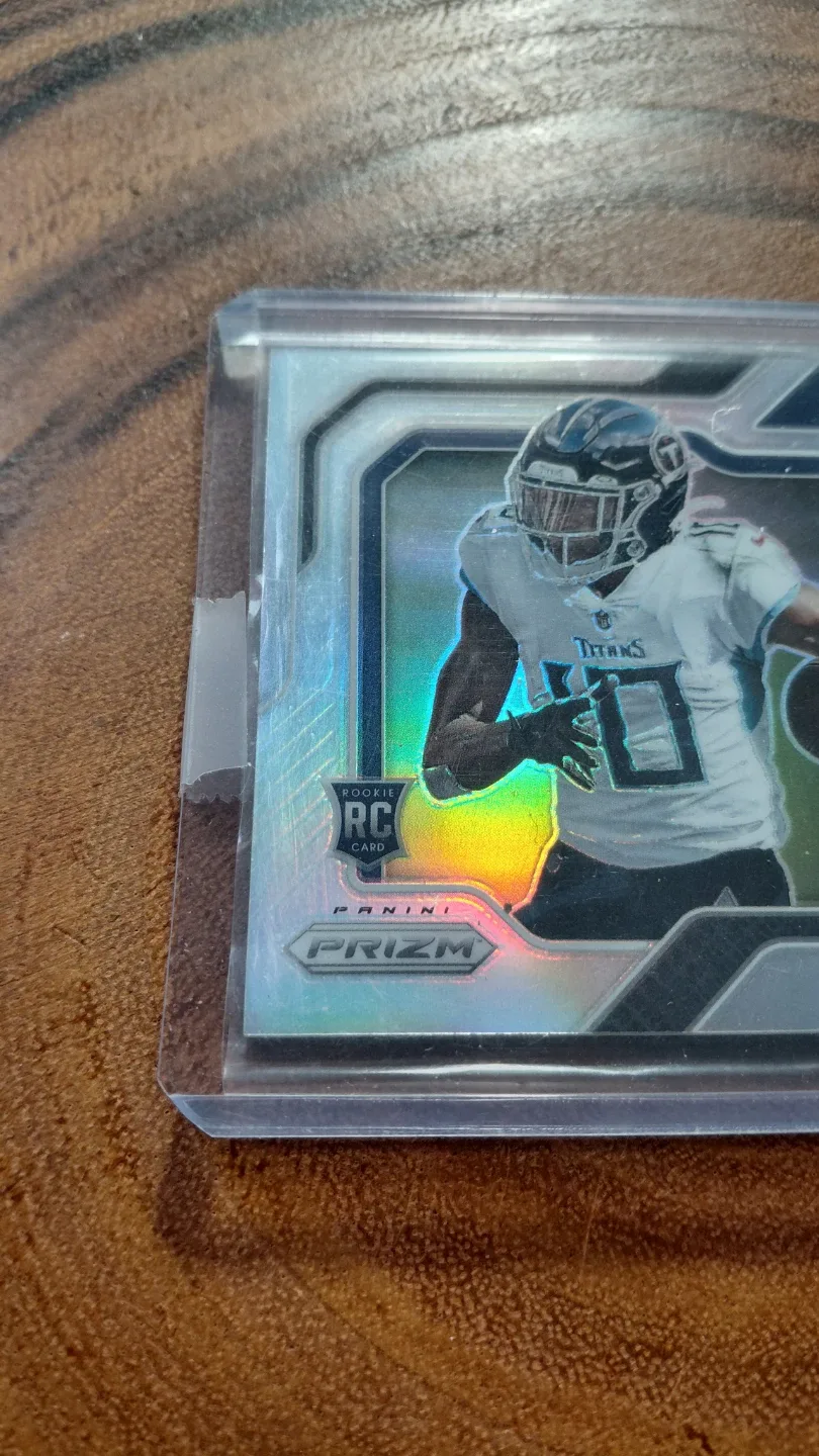 Dez Fitzpatrick Prizm Rookie Jersey Patch Premier Card image indicator(2)