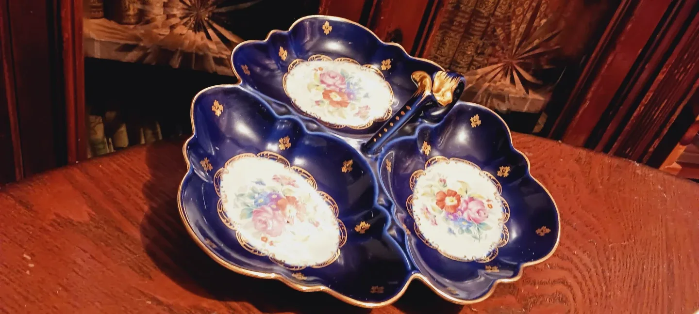 Echt Cobalt JLMENAU Porcelain 3 Sectional  Candy Tray image indicator(3)