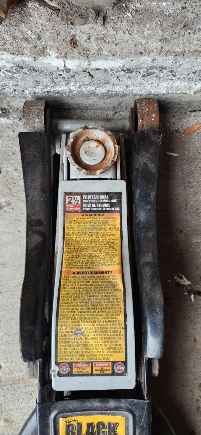 Torin Black Jack 2.5 Ton Floor Jack - photo 3