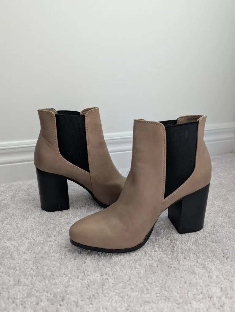 Brand new Chelsea boots