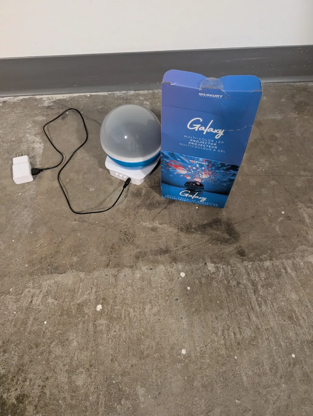 Merkury Galaxy Projector with LED Lights