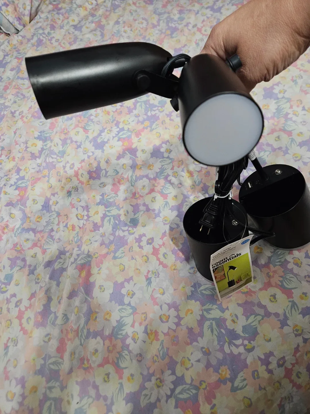 Room Essentials Task Lamp with Nightlight - Black image indicator(3)