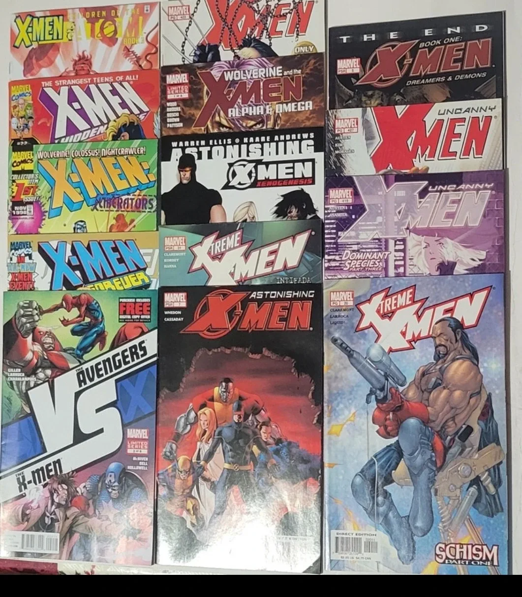 Mixed Lot of Superman, X-Men, Tom & Jerry Comics for image indicator(4)