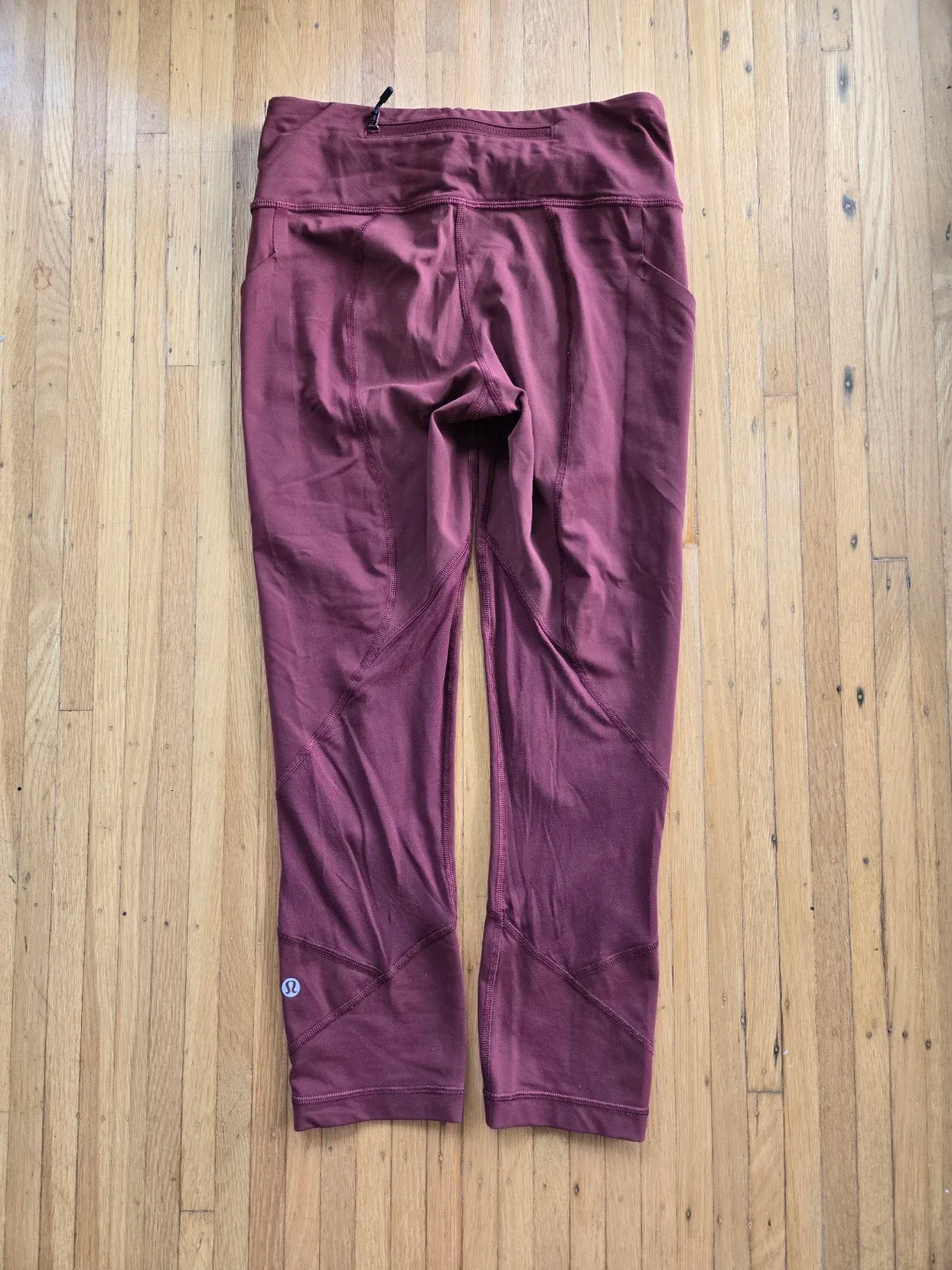 Lululemon Pace Rival Burgundy Cropped 22" Leggings - Size 4 image indicator(3)