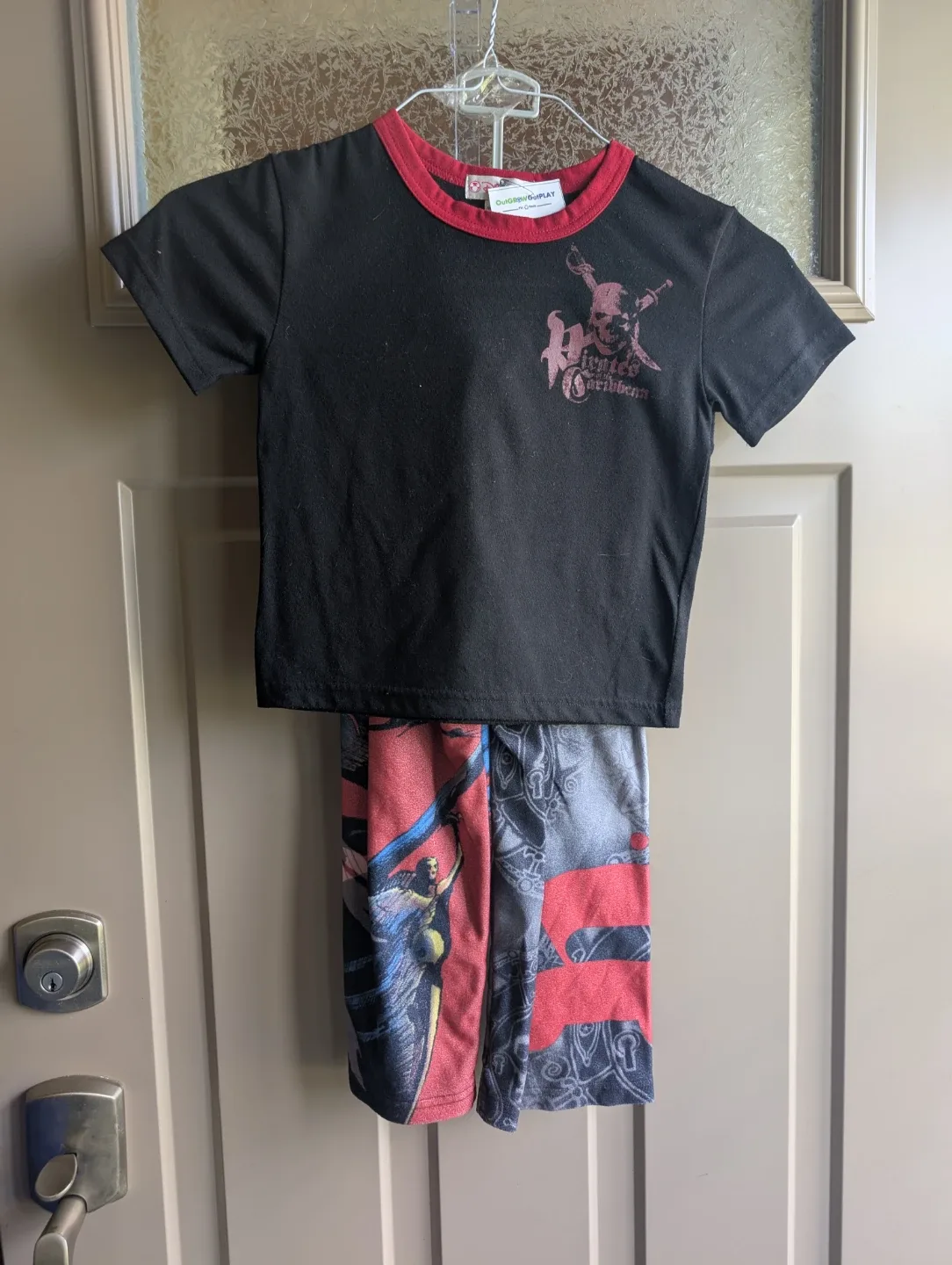 Boys sz 4 Pirates of The Carribean pajamas
