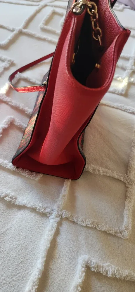 Carolina Herrera Tote Bag - Red & Black image indicator(8)