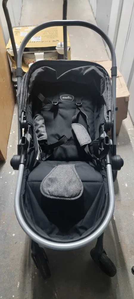 Evenflo Stroller - Great Condition! image indicator(3)