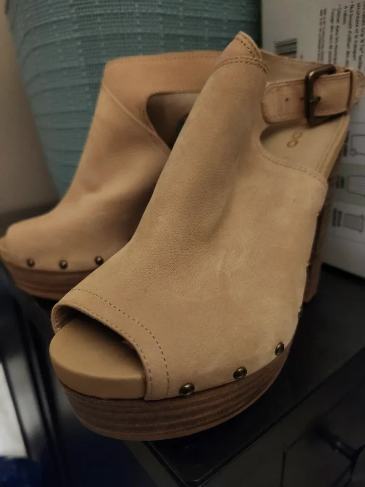 Aldo Beige Heeled Sandals - Size 8 image indicator(2)