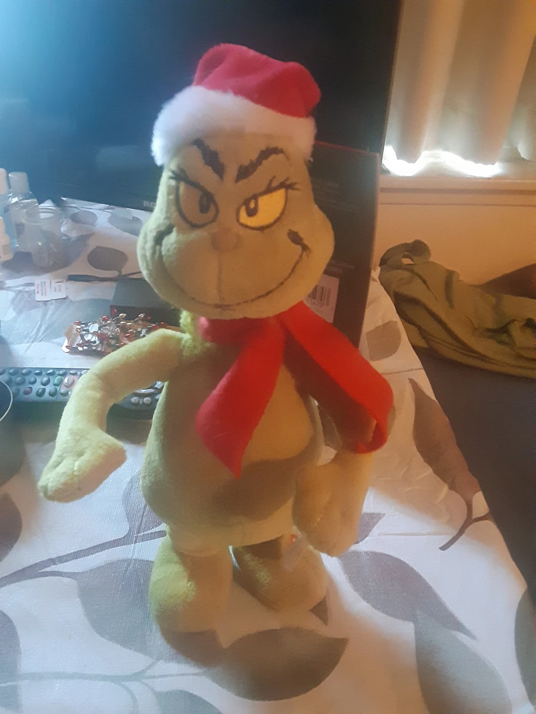 The Grinch Plush Toy battery operated 🥕