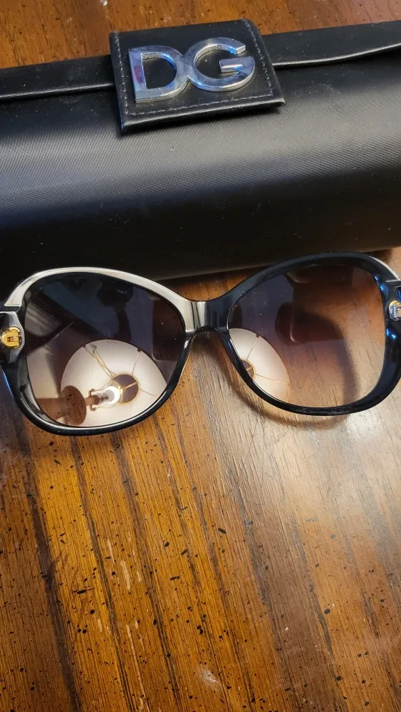 Dolce & Gabbana Sunglasses DG4132 image indicator(3)