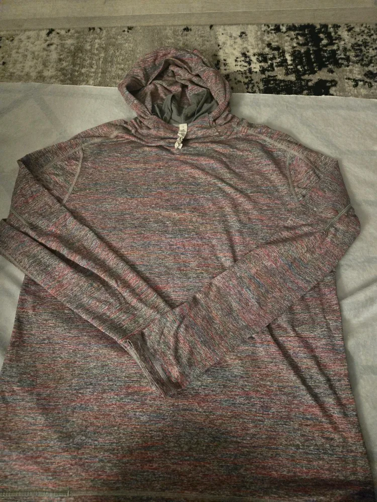 Lululemon XL Hoodie image indicator(2)