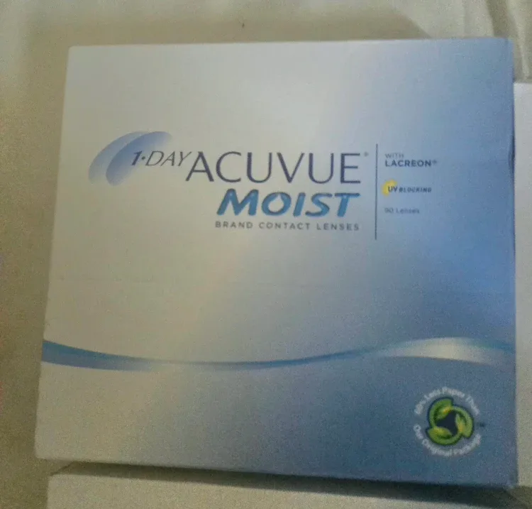 Acuvue Moist 1-Day Contact Lenses (90 lenses) image indicator(2)