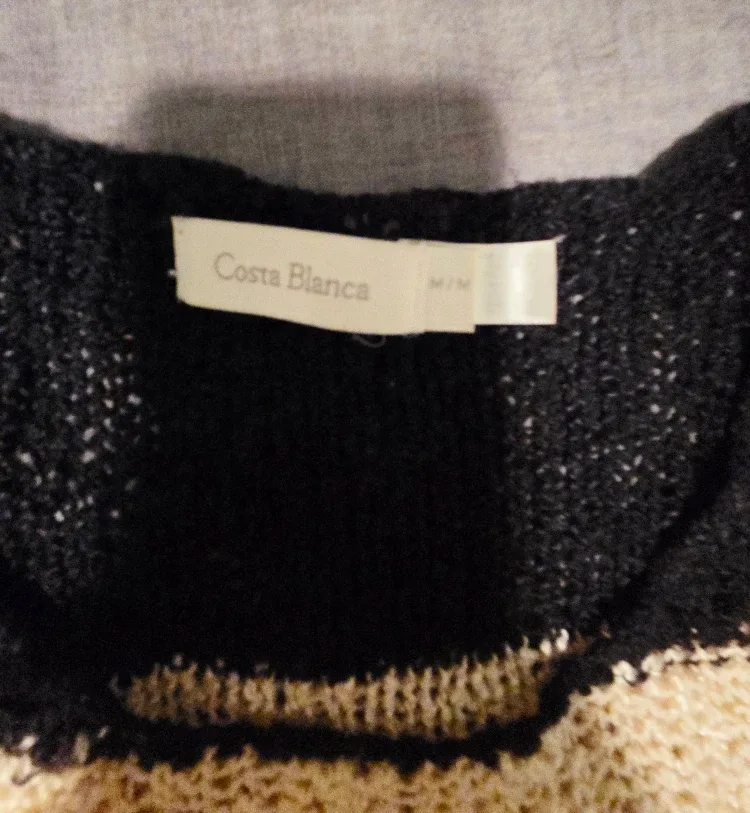 #freecycle 6 Tops - Sweaters and Turtleneck image indicator(6)