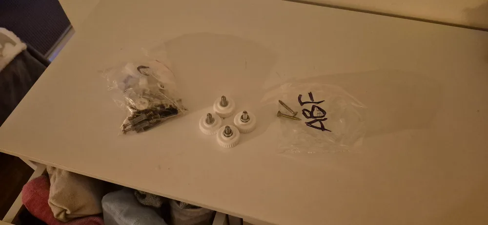 White 6-Drawer Dresser image indicator(7)