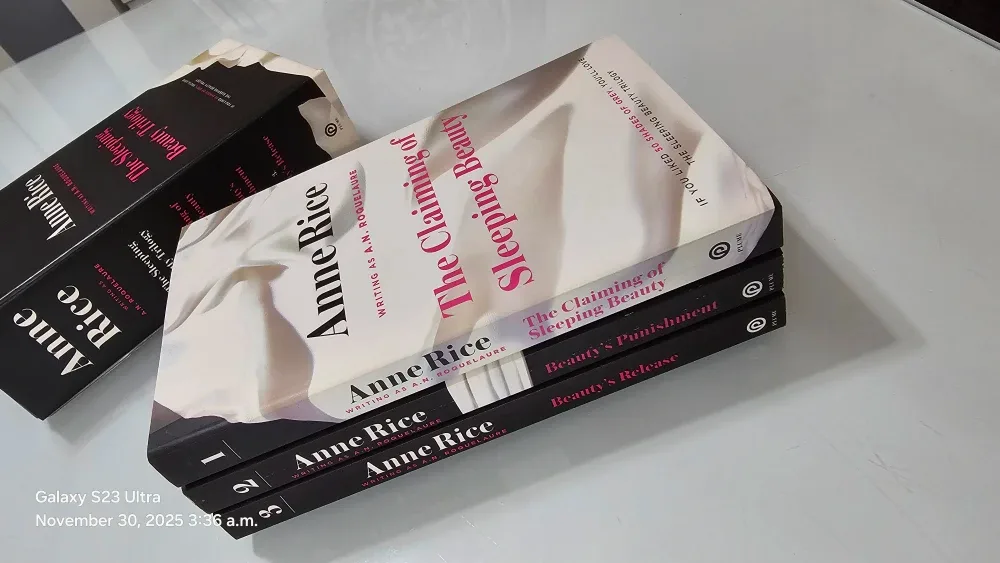 Anne Rice Sleeping Beauty Trilogy Box Set image indicator(6)