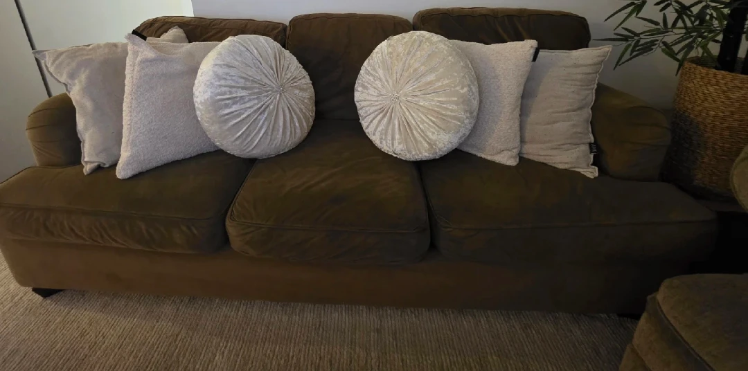 Brown Sofa and Loveseat Set - photo 3