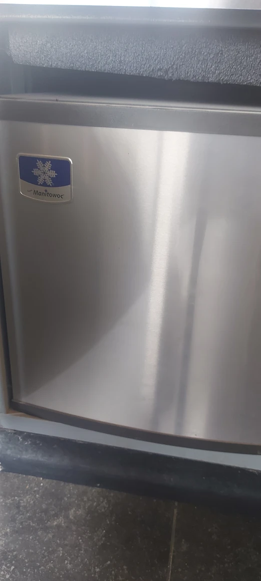 ice maker