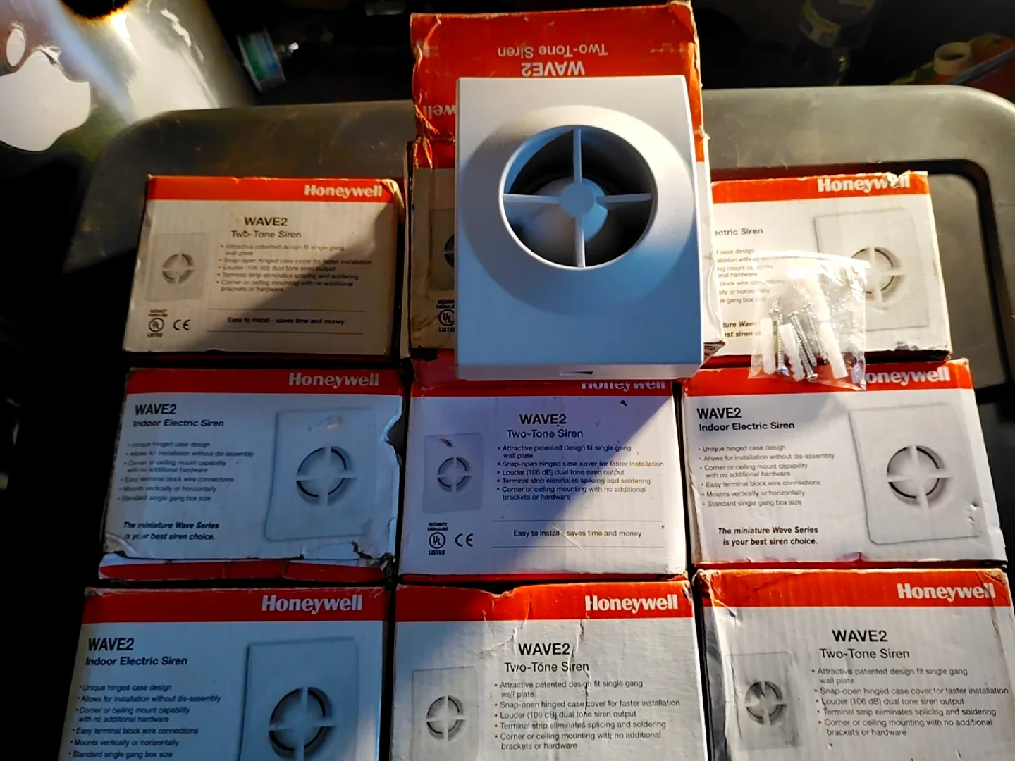 Honeywell WAVE2 Two-Tone Siren - New in Box! image indicator(2)