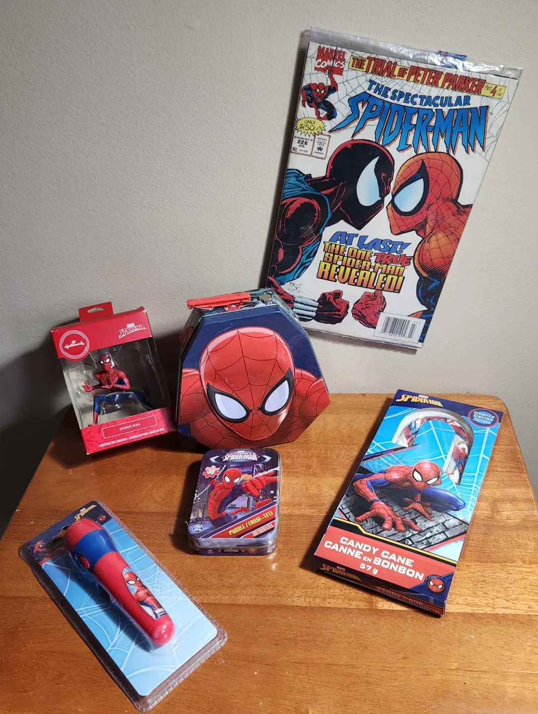 Spiderman Collectibles Bundle image indicator(4)