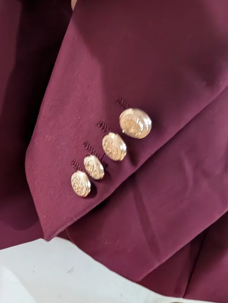 Claret XXL Suit - 70% Viscose, 30% Polyester BRAND NEW image indicator(2)