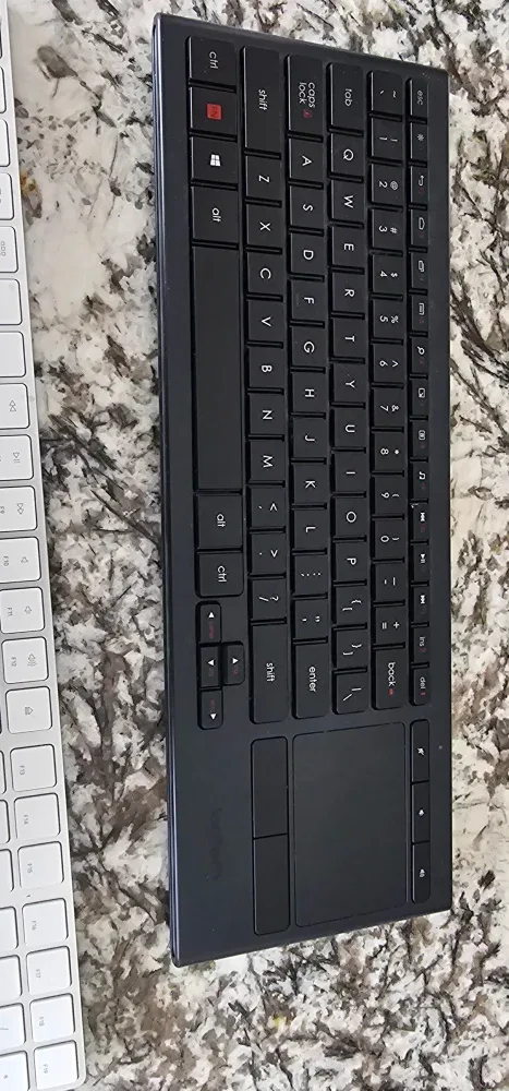 Apple Magic Keyboard - White image indicator(4)