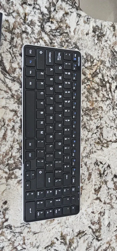 Apple Magic Keyboard - White image indicator(6)