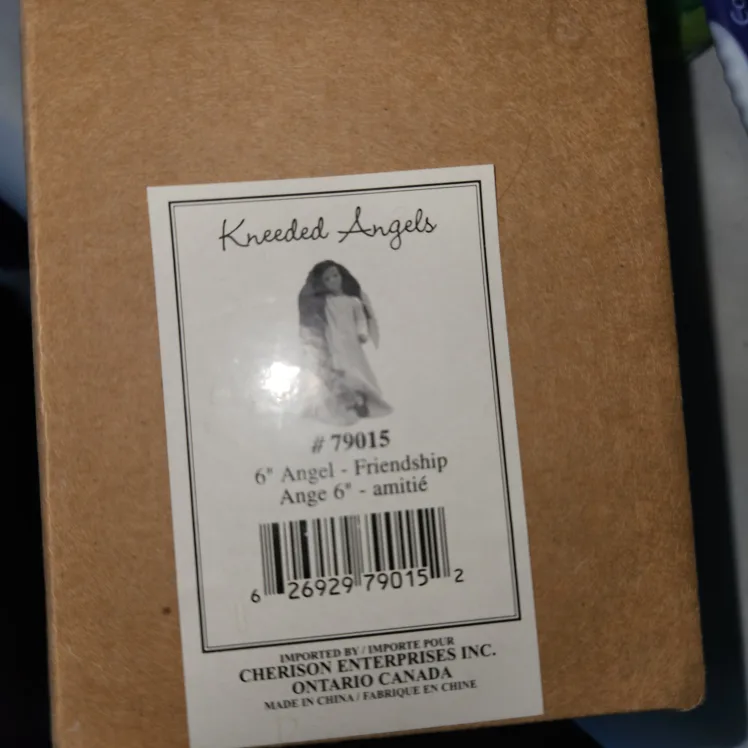 Kneaded Angels 6" Friendship Angel Figurine