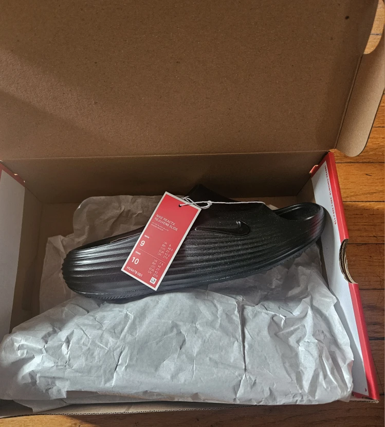 Nike Slides - photo 2
