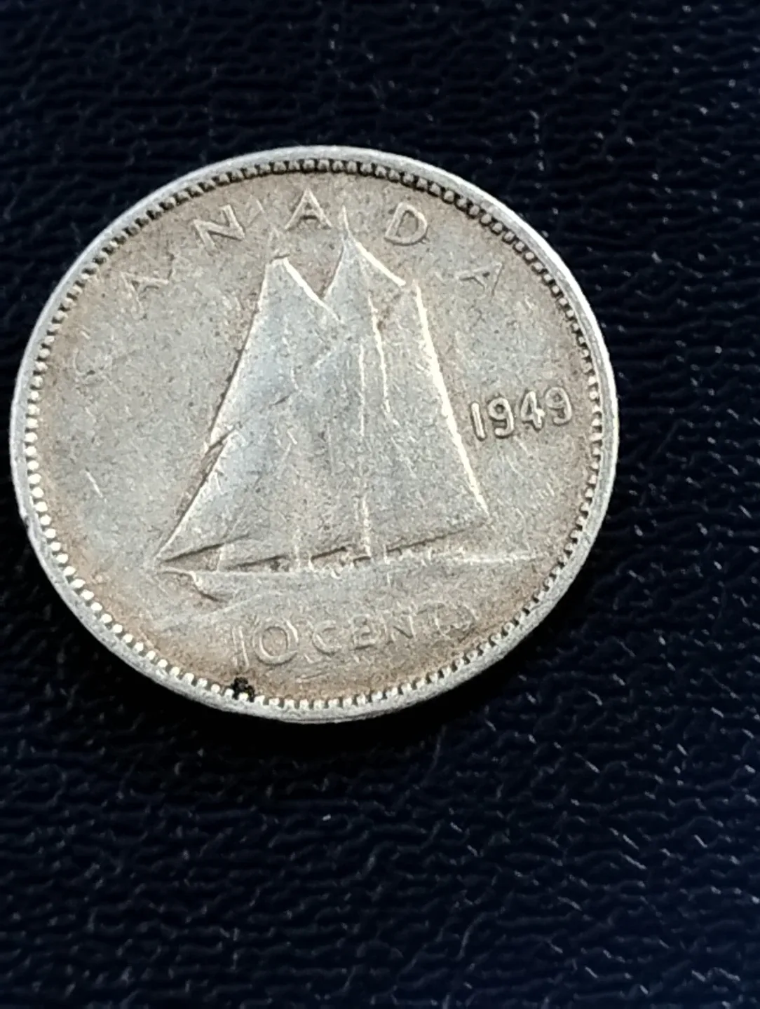 1943 Canadian 10 Cent Coin