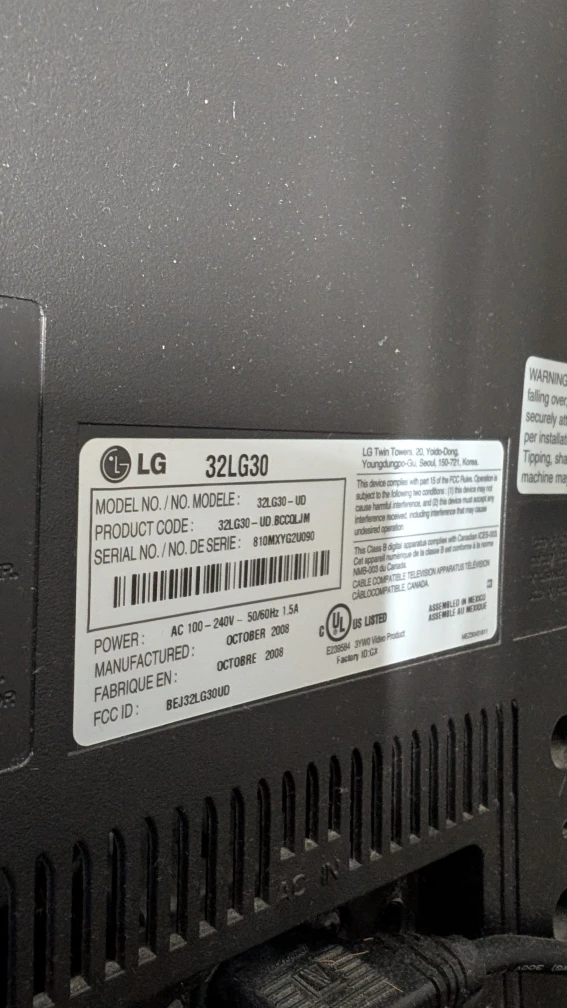 LG 32LG30 32" LCD TV - photo 2
