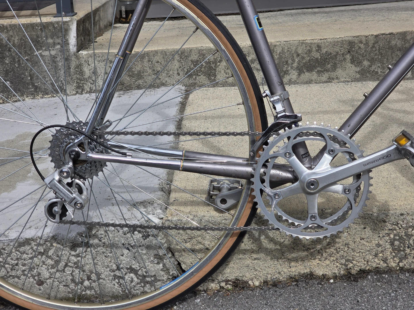 Refurbished Vintage Apollo Imperial Road Bike - photo 4