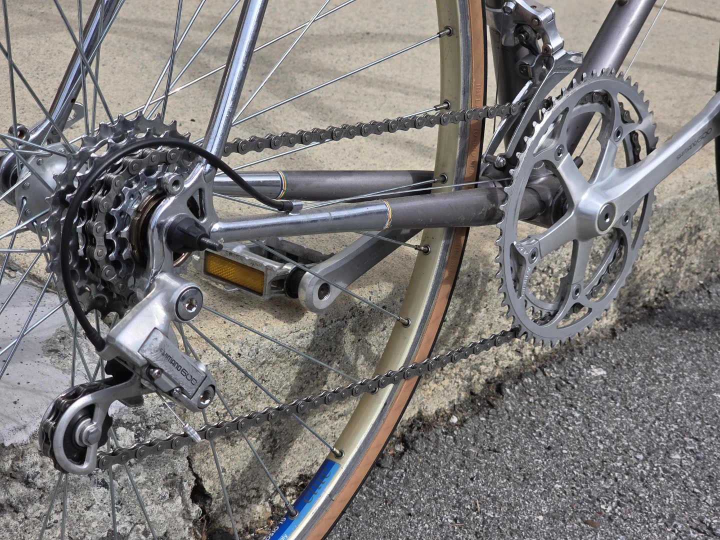 Refurbished Vintage Apollo Imperial Road Bike - photo 5