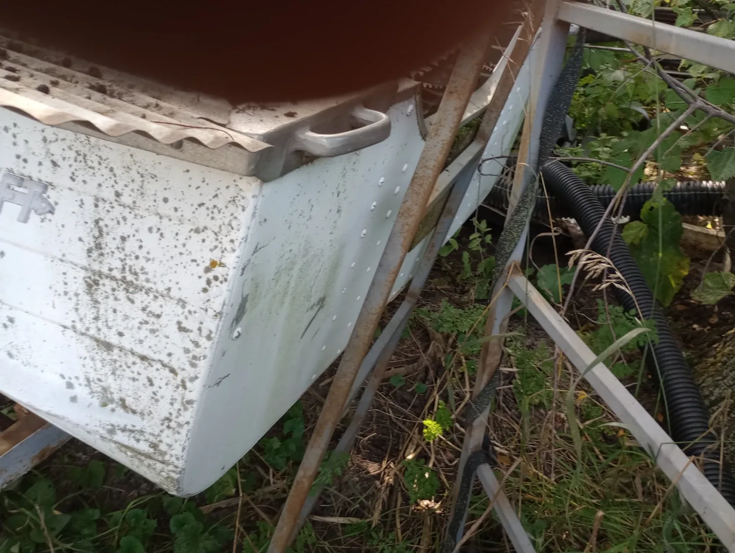 Old ass boat no title image indicator(4)