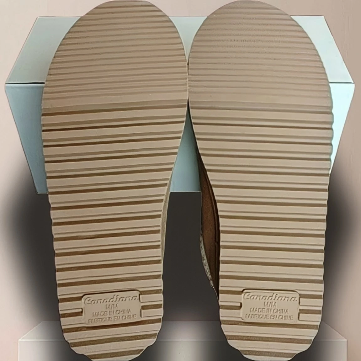 NWOT Canadiana Stella Scuffs - photo 3