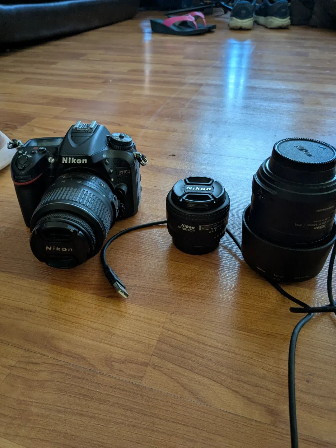 Nikon Digital Camera D7100 w/ Accessories image indicator(9)