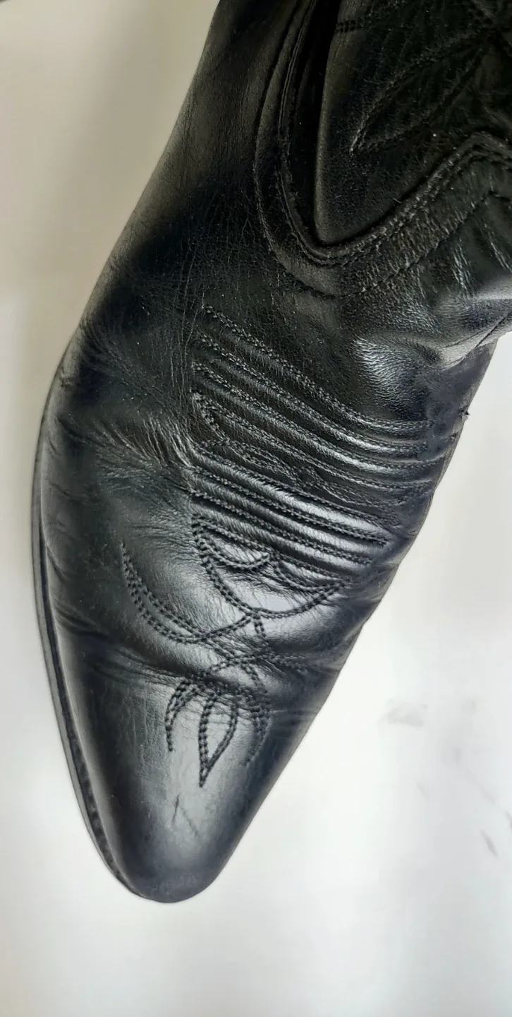 Full- grain Black Leather Cowboy Boots (Made in Canada) image indicator(8)