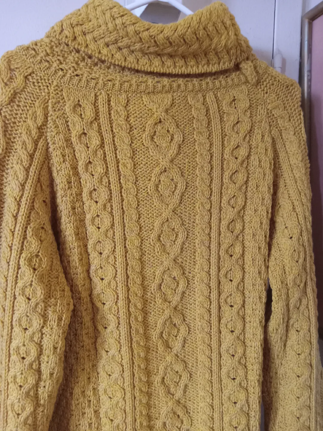 Aran Woollen Mills Cable Knit Sweater image indicator(8)