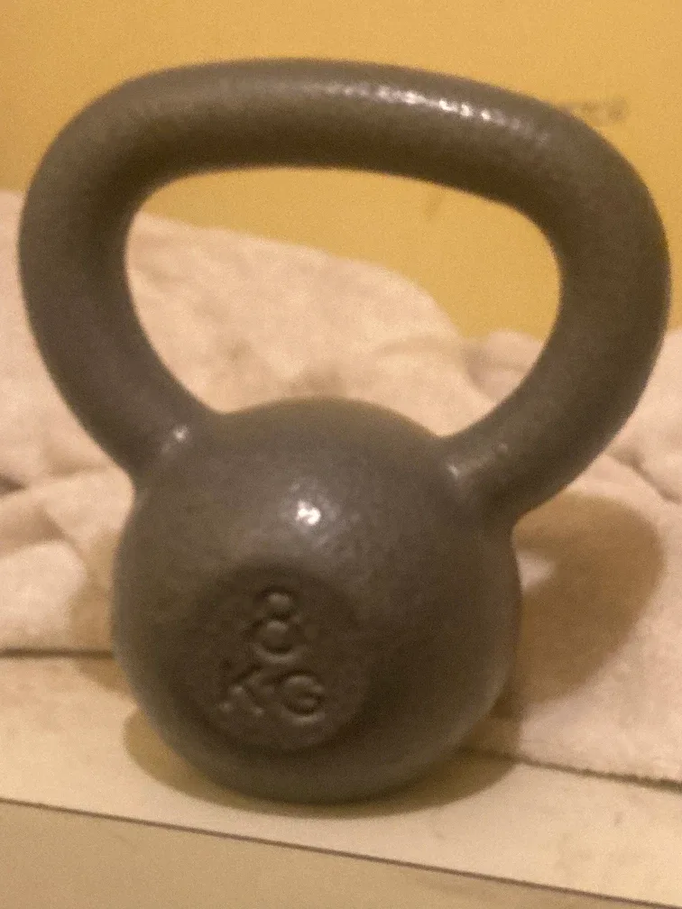 8 KG Kettlebell