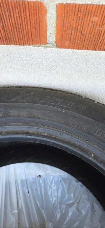 225 55 17 Michelin Winter tires set image indicator(3)