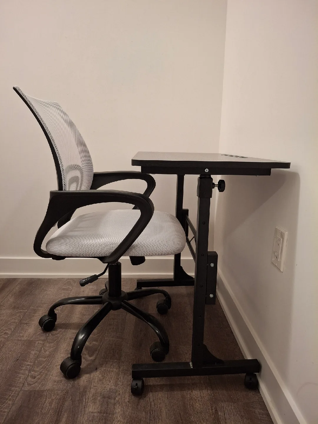 Office Chair and Adjustable Desk