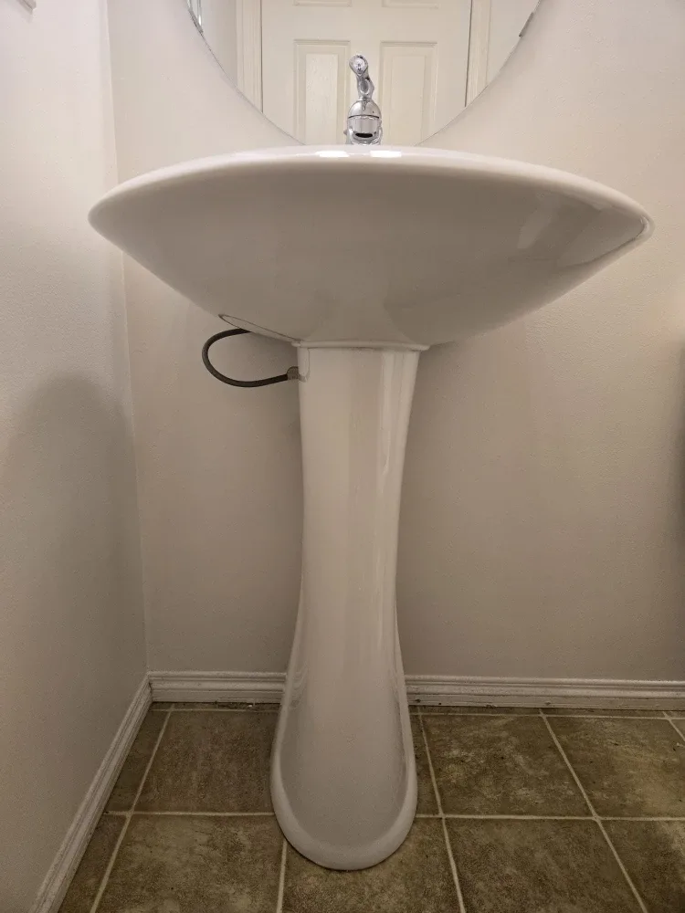 Pedestal Sink - White