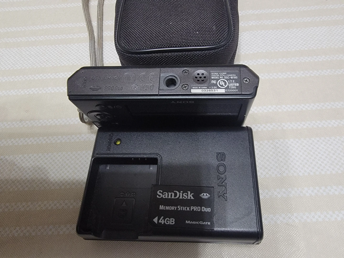 Sony Cyber-shot DSC-W180 Camera - photo 2