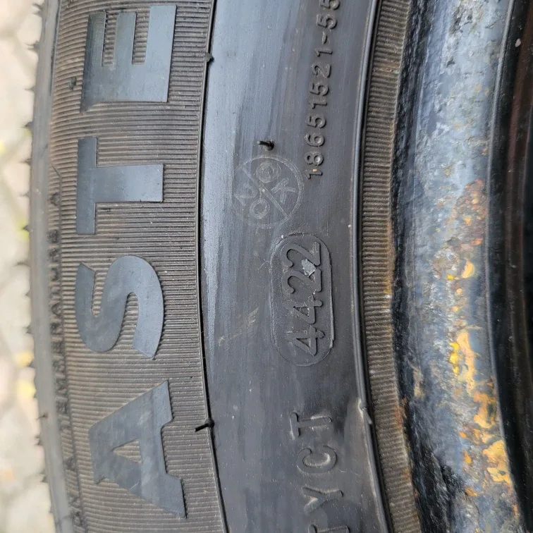 2 All Season Tire 185/65R15 image indicator(5)