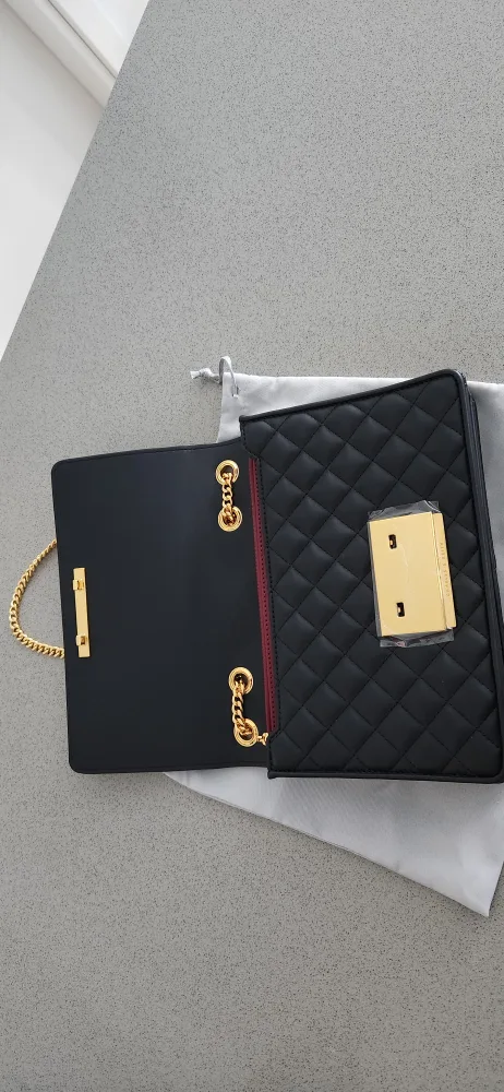 Charles & Keith Black Quilted Chain Bag image indicator(5)