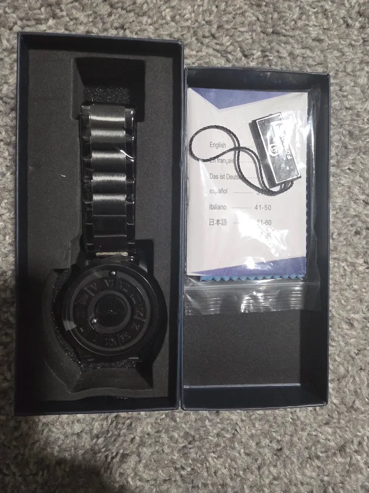 FOXBOX Men's magnetic Watch - New in Box!