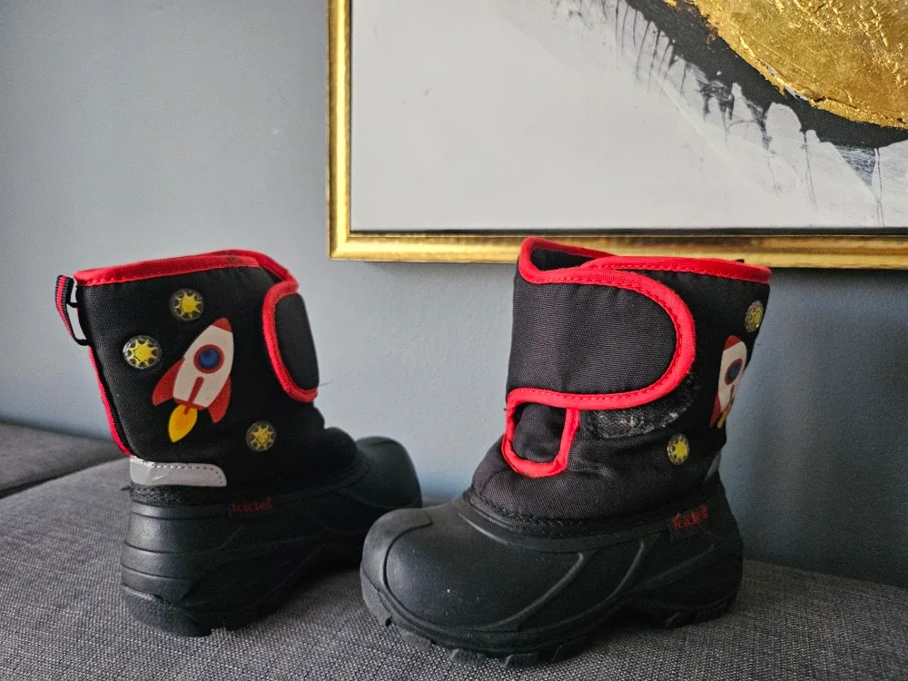 Ickle's Rocket Snow Boots - Size 9