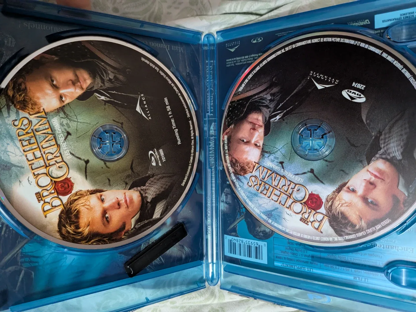 The Brothers Grimm (Blu-ray) bonus disc included image indicator(4)
