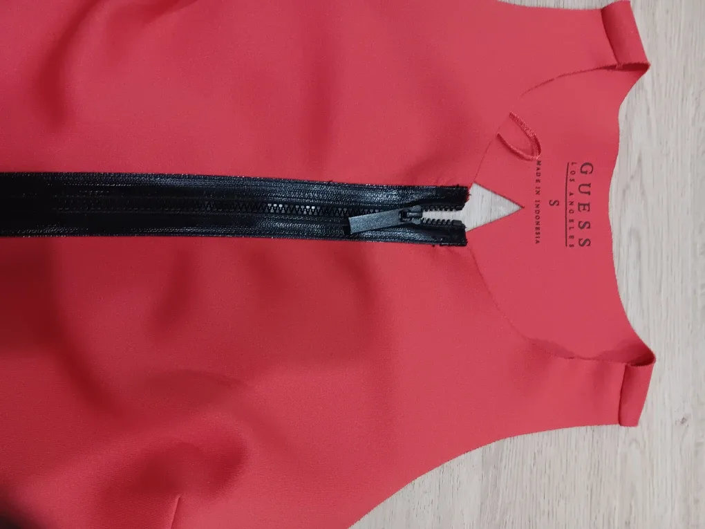 Guess Red Bodycon Dress - Size S image indicator(2)