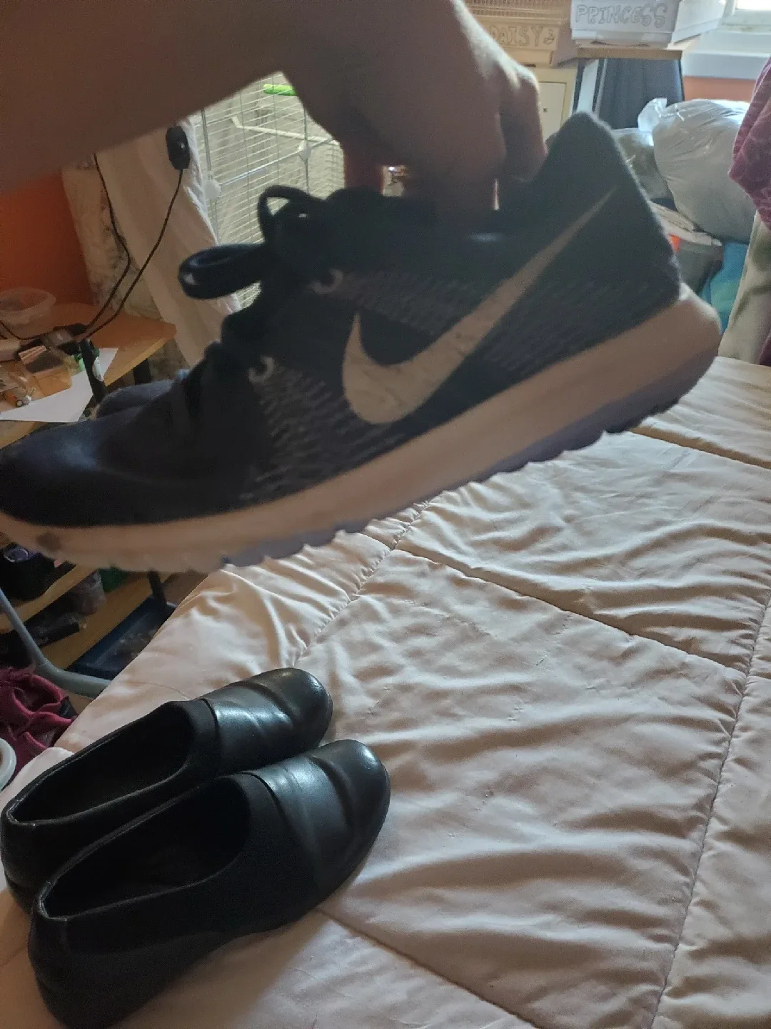 Nike Running Shoes - US 6.5 image indicator(3)